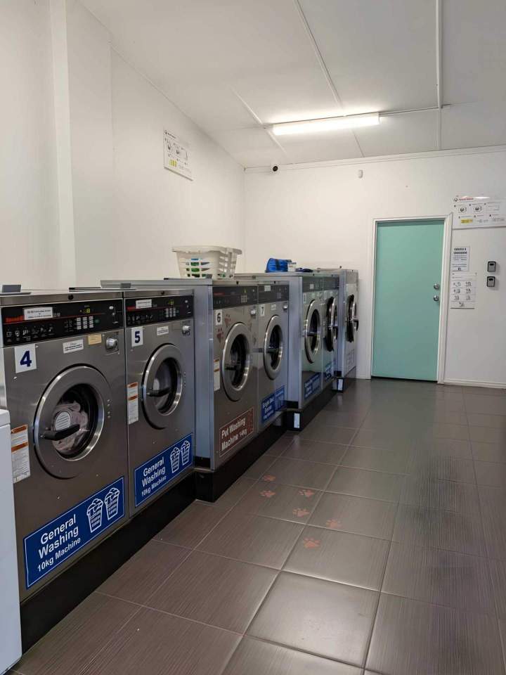 Laundry Mitchman, VIC
