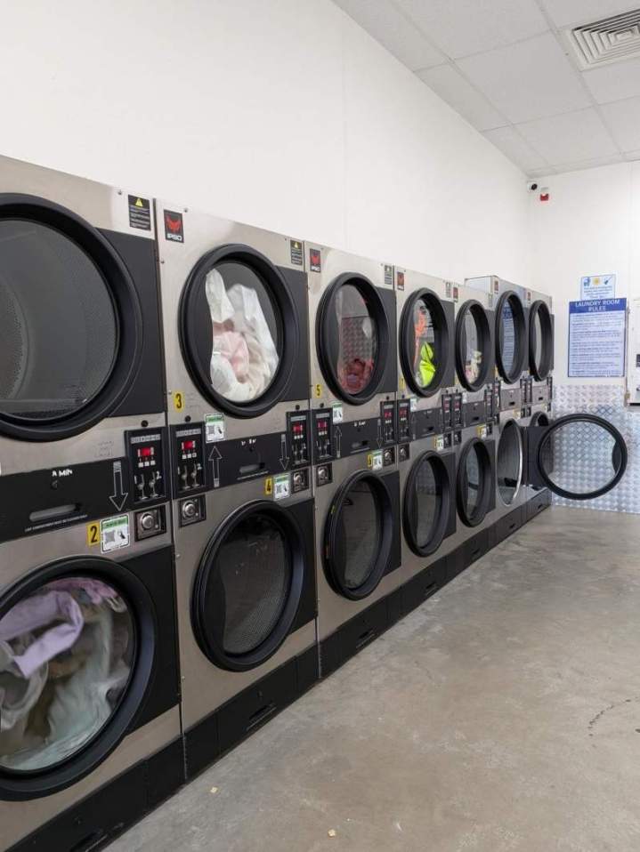 Wash and fold service Mitcham VIC